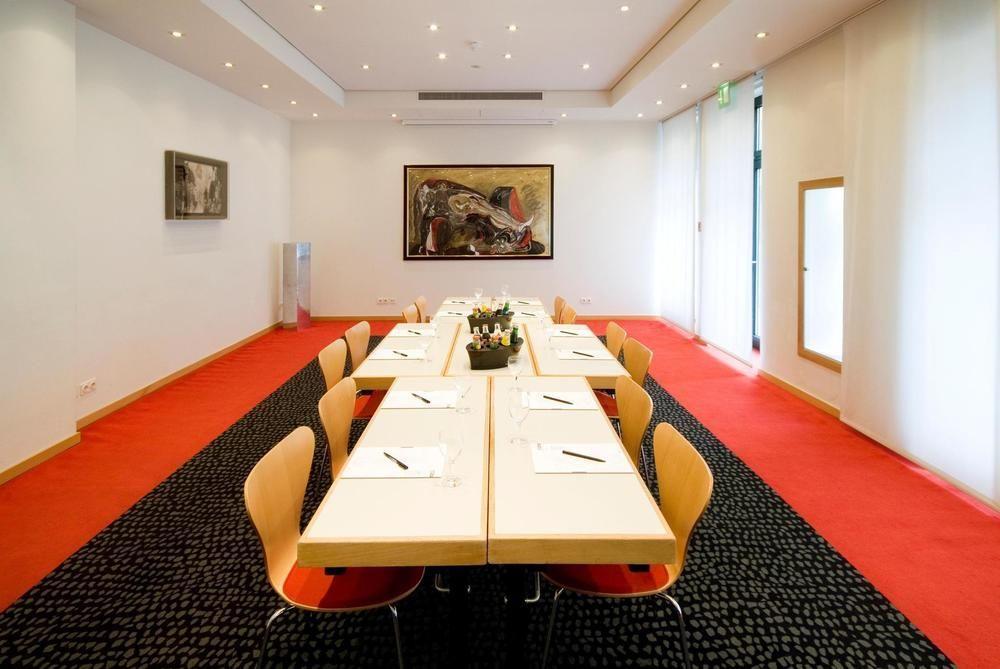 Park Plaza Kudamm 4*