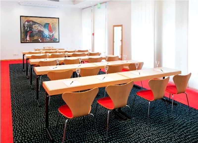 Park Plaza Kudamm 4*